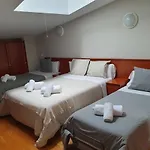 De Szálloda 2*
