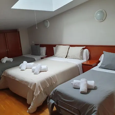 De Hotel 2*