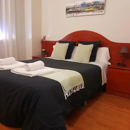 Hotel De 2*